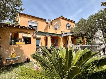 vente maison 6 pièces 134m2 puget-sur-argens 83480 - 535500 € - surface privée