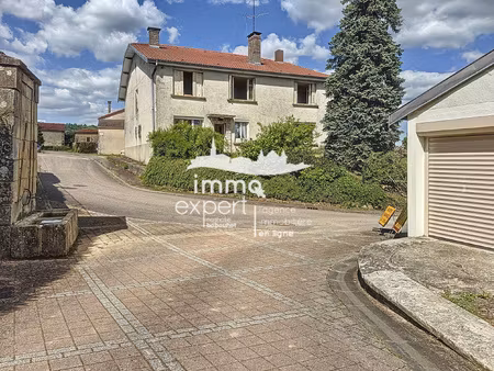 maison de village avec 4 chambres et garage xxl à dommartin-