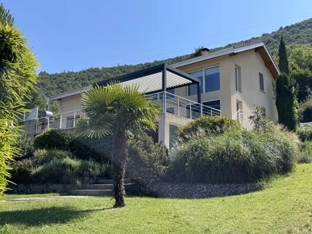 maison d'architecte à vendre à la la baume-d'hostun