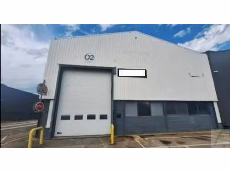 location commerce 350 m² à pontcharra (38530)