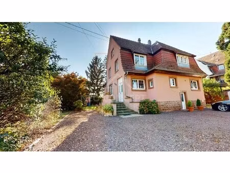 belle maison bourgeoise 7 pièces de 163m² sur 18 ares de terrain.