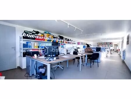 local d'activités de 850 m² à clermont