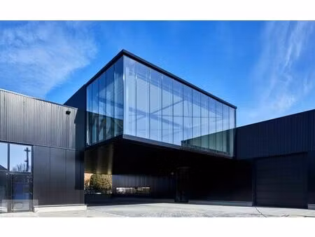 kantoor / polyvalente ruimte te koop op zichtlocatie in m...