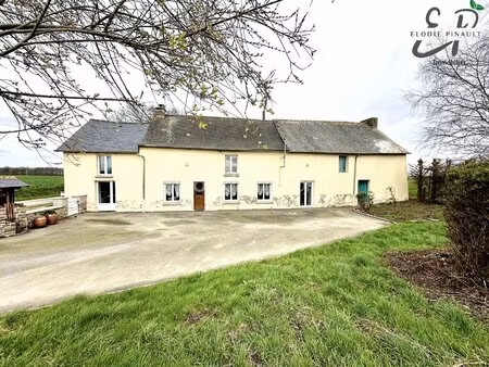 maison ancienne de 75 m² à illifaut