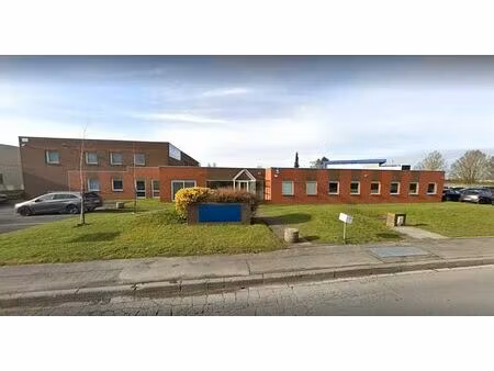 vente bureau templemars 1 600 m²