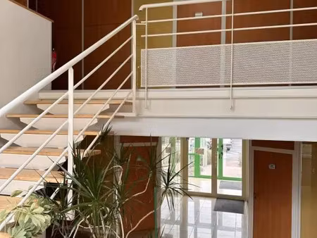 location bureau castelnau d estretefonds 31620