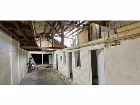 prestigieux immeuble de rapport en vente à vaujours  france