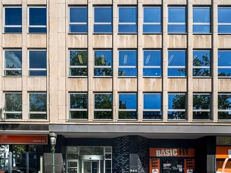 arts 3/4/5: kantoren te huur van 156m²