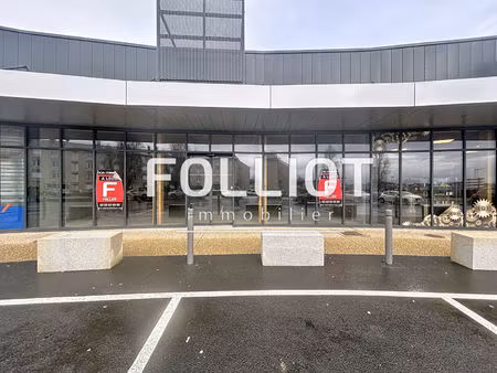 a louer - local commercial avranches 172.46 m²