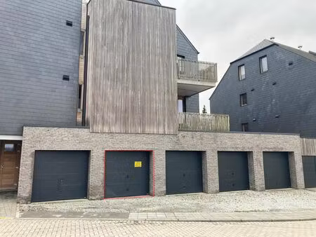 garage à vendre à ruelle du bal 7 couvin (vbb77207)
