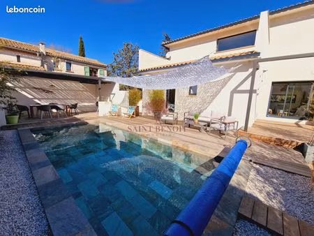 villa 6 pièces 180 m²