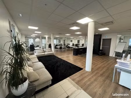 espace de travail clé en main divisible – 248 m² modulables avec parkings