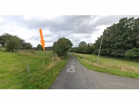 terrain en zone de loisirs