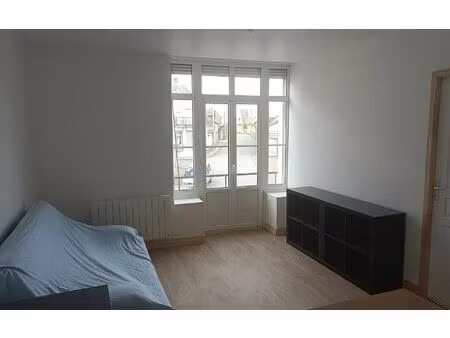 location appartement  m² t-3 à mamers  500 €