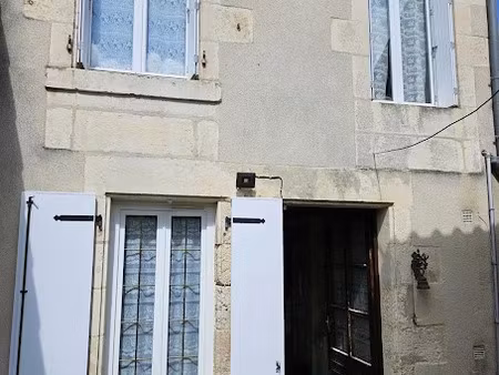 vente maison 4 pièces 83 m² à le vanneau-irleau (79270)  79 500 €