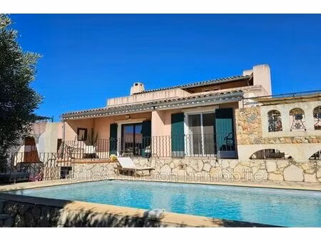 villa de luxe en vente aureille  france