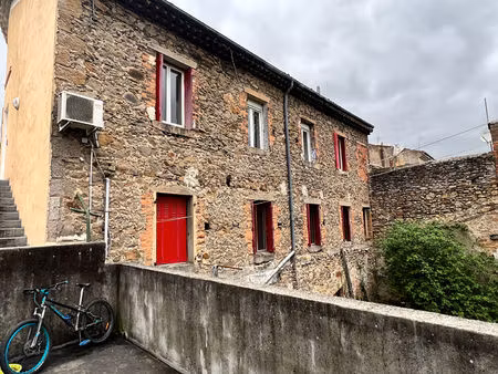 immeuble trois appartements bessèges