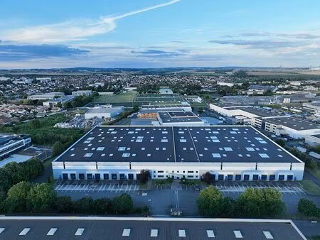 location entrepôt / local d'activités goussainville 16 230 m²