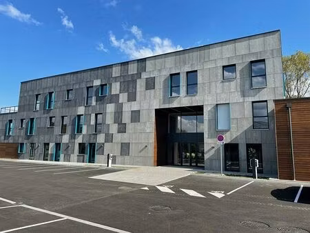 location bureau wettolsheim 1 400 m²
