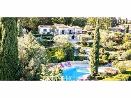 villa avec piscine valbonne (06)