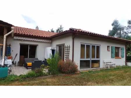 vente maison 5 pièces 150 m² à castelnau-rivière-basse (65700)  238 000 €