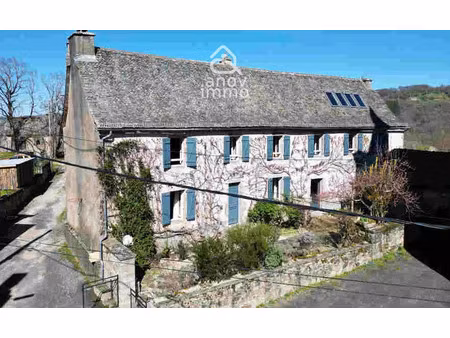 vente maison 6 pièces 195 m² à golinhac (12140)  180 000 €