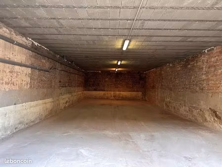 boutique 150 m² saint laurent sur saone