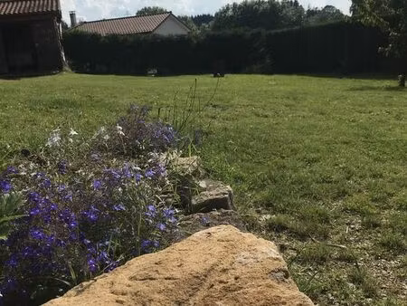 terrain 1650 m² sainte-sigolène