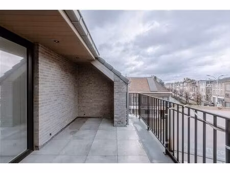 spacieux appartement duplex nouvellement construit au cœur d