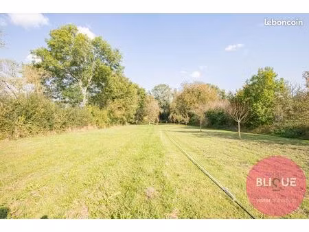 terrain 1100 m² jeandelaincourt