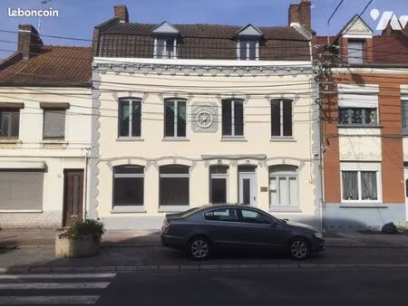 immeuble 190 m² lillers