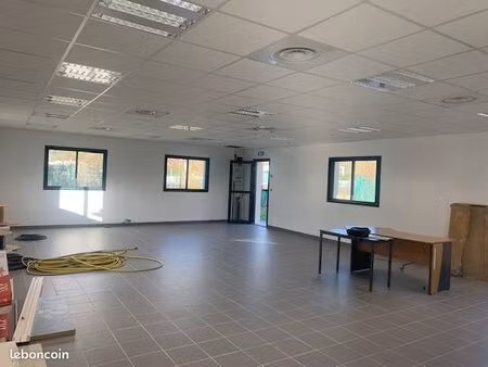 bureaux 180 m² le pont-de-beauvoisin