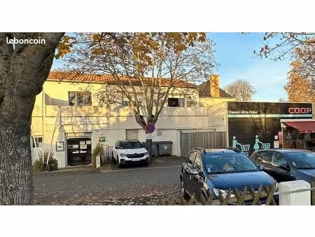 local bureaux 123 m²