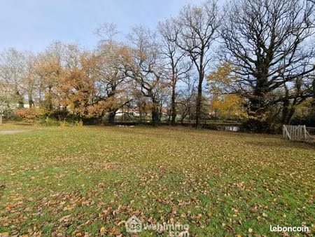 terrain 3 079 m² venansault