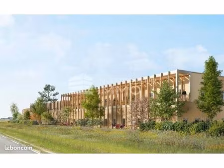 local d'activité 385 m²