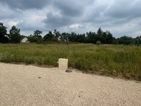 vente terrain 608 m² à olivet (45160)  168 000 €