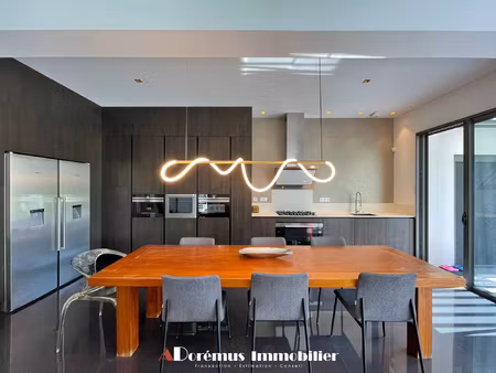 villa contemporaine à bruges - luxe  espace et modernité