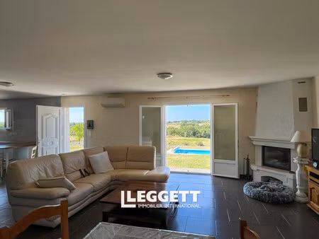 maison 5 pièce(s)  montcuq-en-quercy-blanc