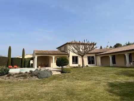 villa de luxe en vente blauzac  france