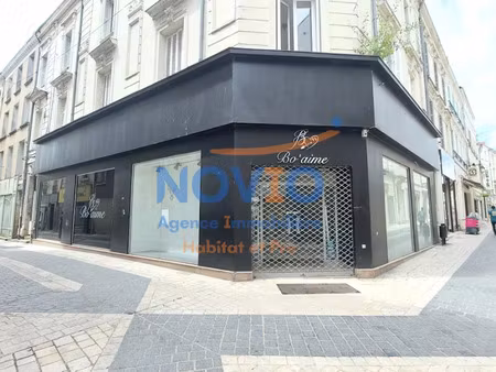 location locaux professionnels 177 m² à chatellerault (86100)  1 200 €