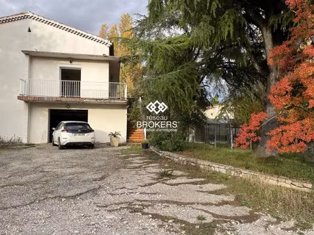 ensemble immobilier sur terrain de 3000m²