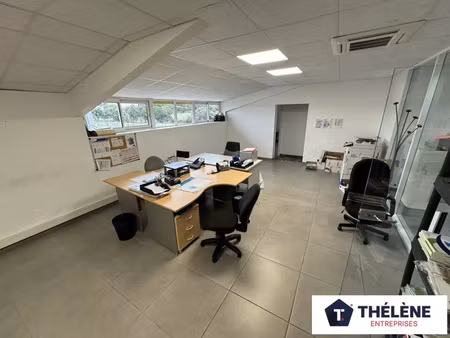 location local commercial 280m2 vendargues 34740 - 3000 € - surface privée