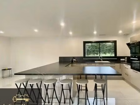 vente maison 4 pièces 115 m² villeneuve-minervois (11160)