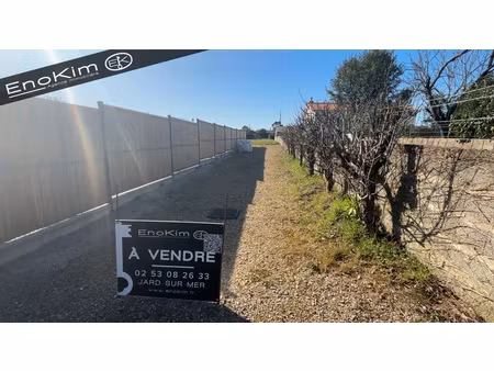 terrain à bâtir de 950m2 proche commerce