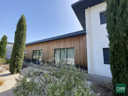 local à louer bourg-les-valence