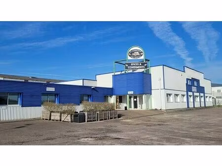 location local d'activités isneauville 3 300 m²