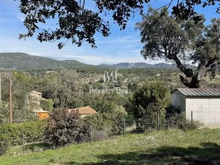 terrain de 5500 m2 - le plan-de-la-tour  provence-alpes-côte d'azur