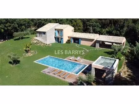 villa avec piscine et jardin ramatuelle (83)