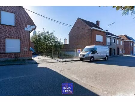 terrain constructible de 639m²   dans le centre de mouscron