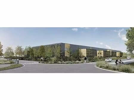 location entrepôt / local d'activités puiseux en france 9 960 m²